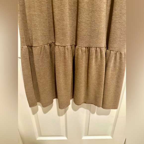 Short sleeve sweater dress - Picture 8 of 11